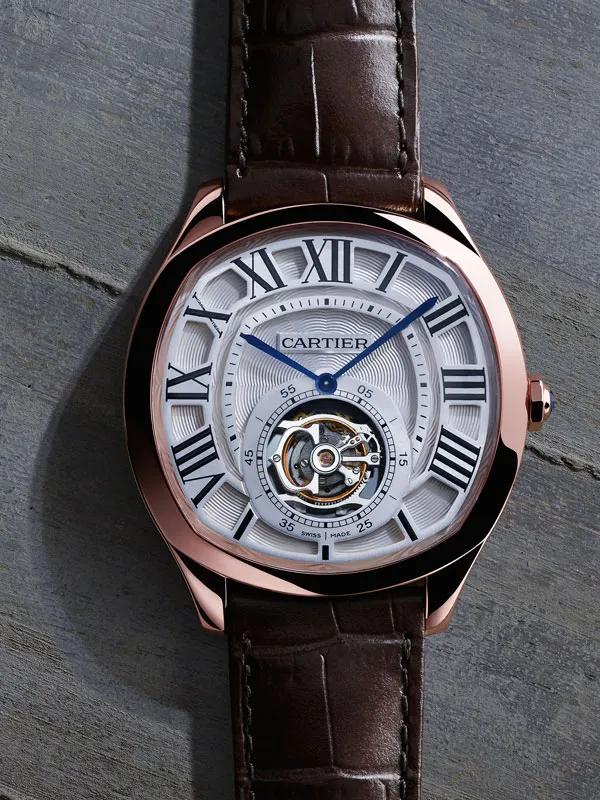 Luxabun Colección Drive de Cartier lifestyle oro con complicación