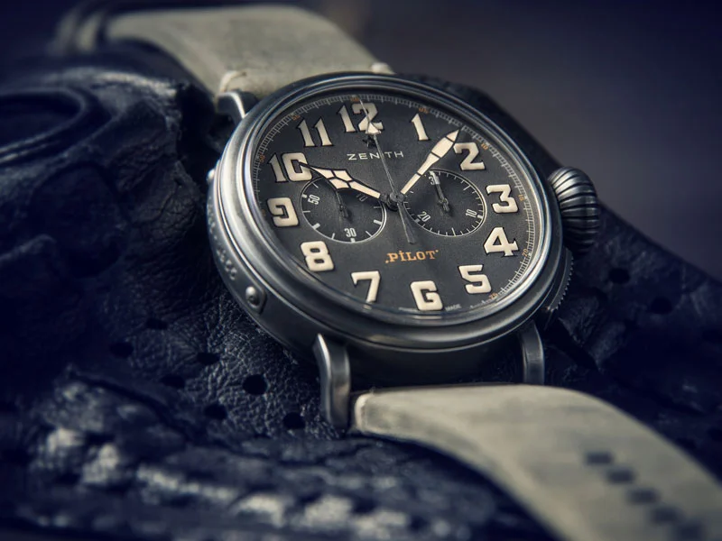 Zenith Heritage Pilot Café Racer 02 vista lifestyle Luxabun