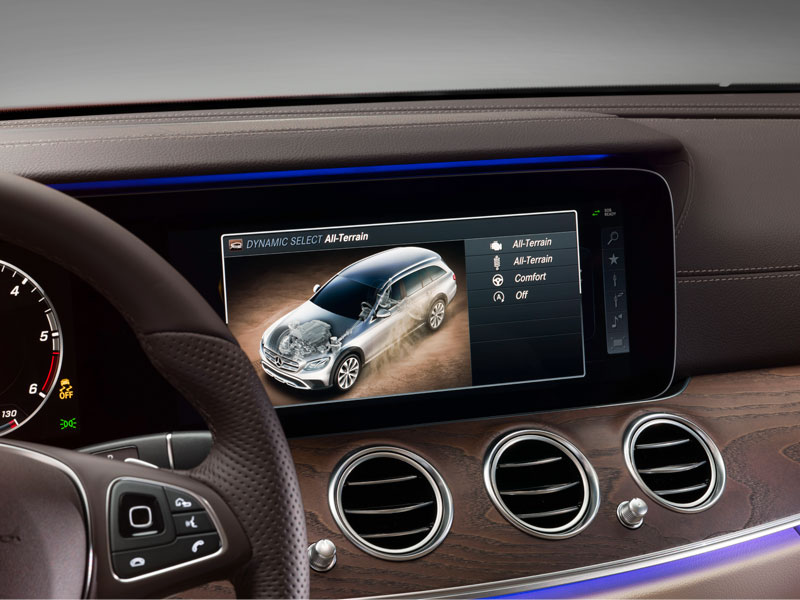 Mercedes Clase E All Terrain pantalla Luxabun