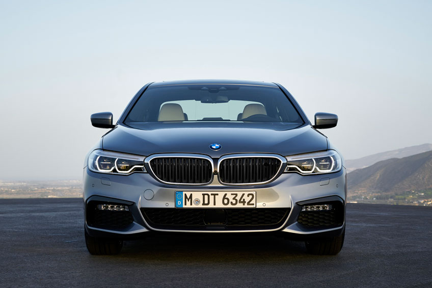 Nuevo BMW Serie 5 2017 frontal Luxabun