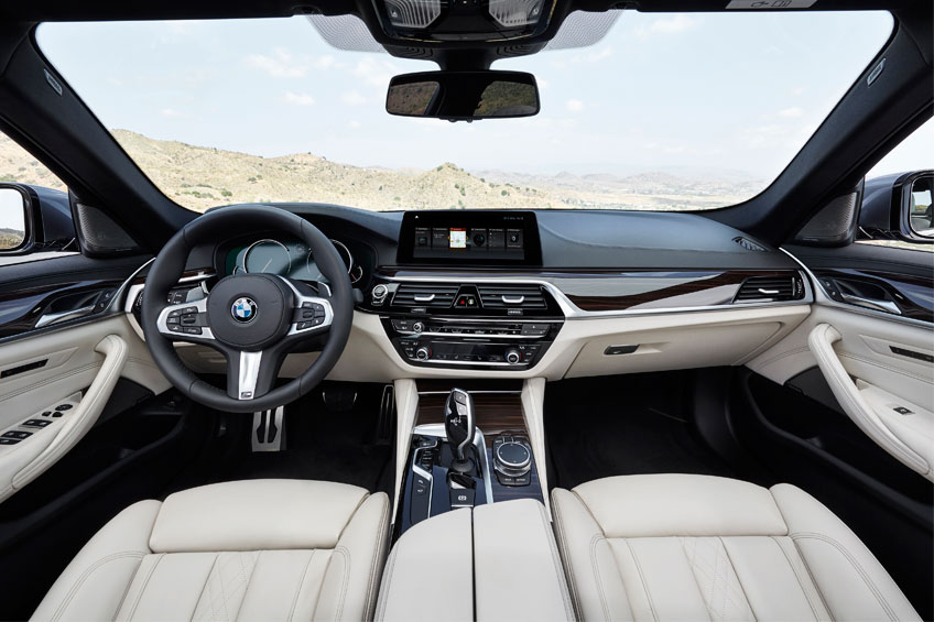 Nuevo BMW Serie 5 2017 interior Luxabun